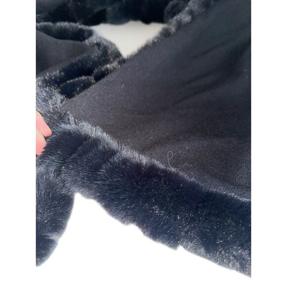 La Fiorentina Black Wrap Scarf With Faux Fur Trim Rectangle Viscose Blend Knit - Picture 2 of 5